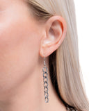 Paparazzi Laurel Layover - Black