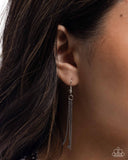 Paparazzi CHAIN-ge of Heart - Silver