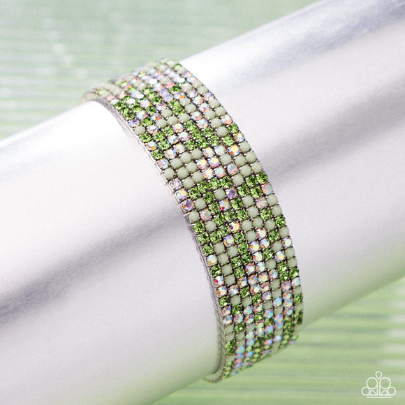 Paparazzi Candlelight Cascade - Green
