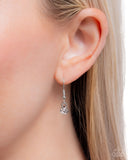 Paparazzi Quarterback Chic - White