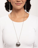 Paparazzi Sharp Skyscrapers - Silver