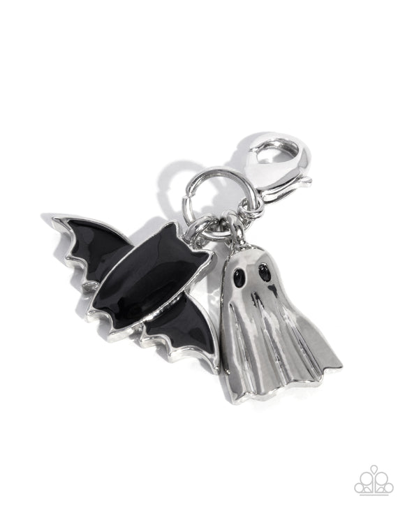 Paparazzi Fright Fan - Silver